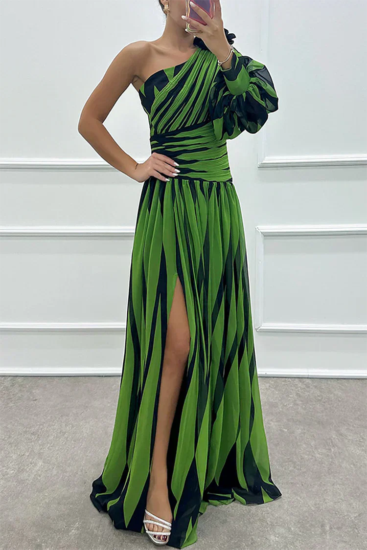 Shiloh - Elegante abito lungo a righe con una spalla
