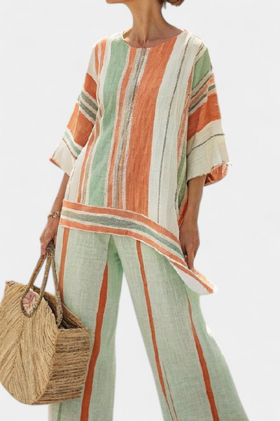 Elegante Set in Lino di Bambù a Righe con Camicetta Asimmetrica e Pantaloni Larghi per uno Stile Raffinato