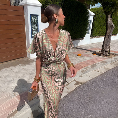 Matilda™ | Vestito Lungo con Collo Torcigliato