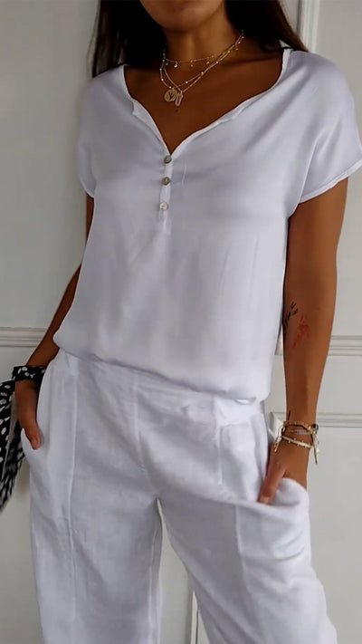 Marisa™ | T-shirt con scollo a V in eleganza casual